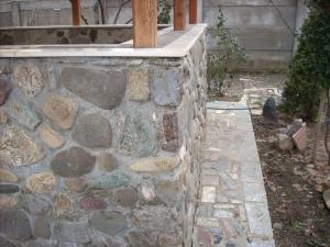 GRATARE CURTE PIATRA CIOPLITA MUNTE