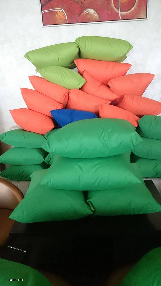 Producator! Saltele ptru Sezlonguri Si Perne pentru Mobilier de Terase! Material Impermeabil!