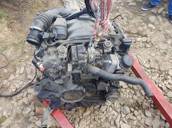 Dezmembram motor Mercedes ML W163 3.2 benzina 1999-2000