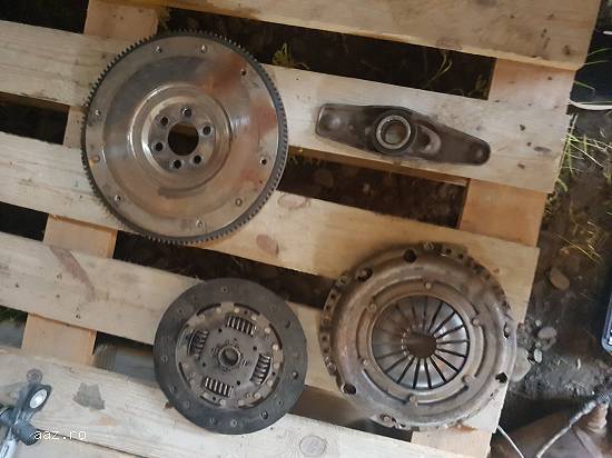 Kit ambreiaj disc placa volanta VW GOLF 5 1.4 FSI 90CP BKG