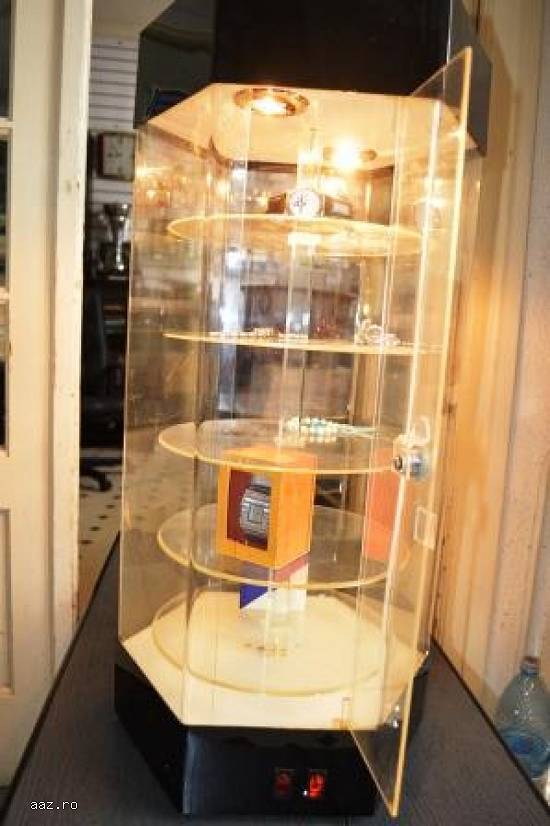 Display rotativ de masa,   70 cm,   cu lumina,   ocazie !
