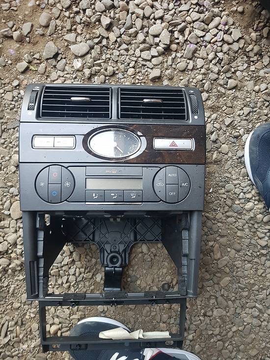 Panou clima AC Ford Mondeo MK3 facelift 2005-2006