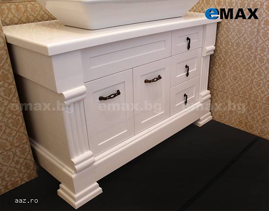 Mobilier de baie la comanda din PVC