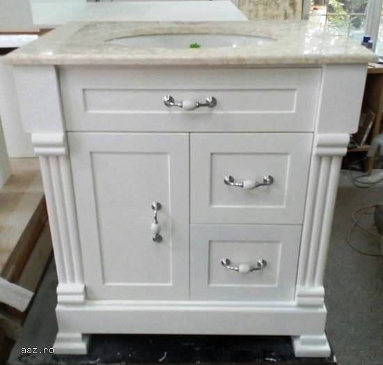 Mobilier de baie la comanda din PVC