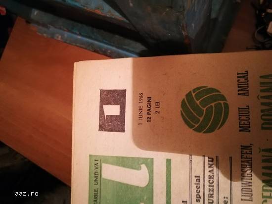 Vând "revista fotbal" 411 numere 1966-1974
