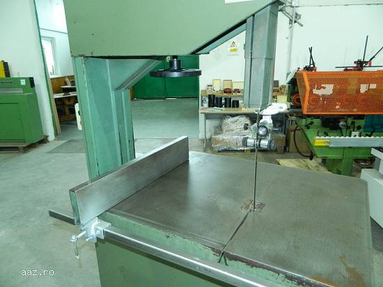 Ferastrau Panglica Meber 700_