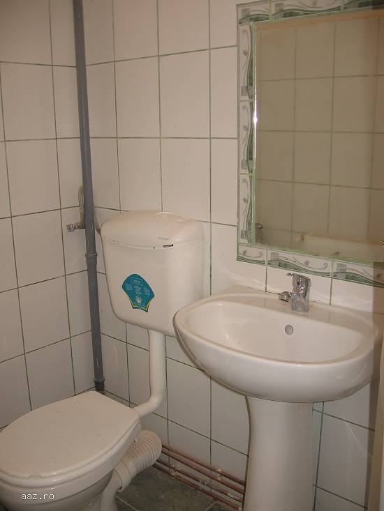 Inchiriez vila munte -280 ron /zi/ 8 pers.