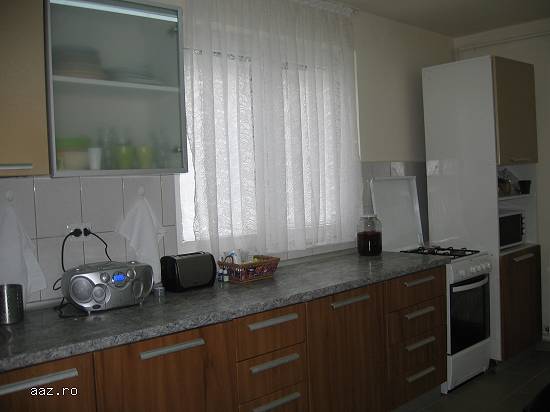 Inchiriez vila munte -280 ron /zi/ 8 pers.