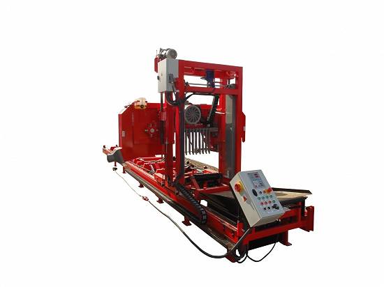 Utilaj pentru debitat bustean TTS-800 STANDARD orizontal