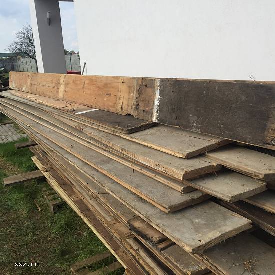 Cumpar scandura veche din demolari