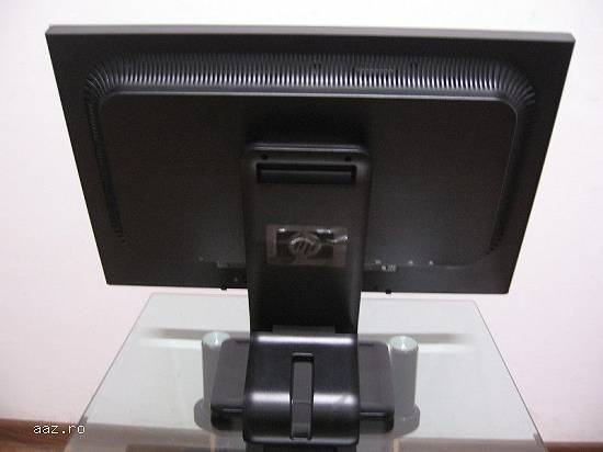 Monitor HP Compaq LA2405wg,    rama aluminiu,    Garantie 12 luni