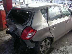 Vand auto avariata spate