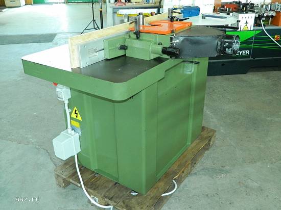 Masina de frezat GRIGGIO T2000