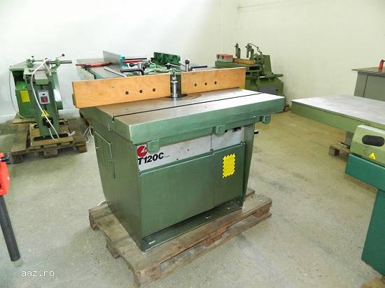 Masina de frezat cu masa mobila SCM T120P sh