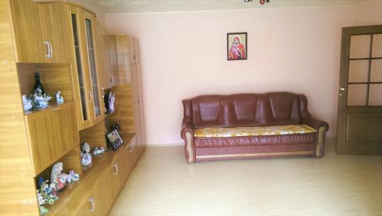 Vand garsoniera,     judetul Hunedoara,     localitatea Lupeni-Nr de telefon:0731296081