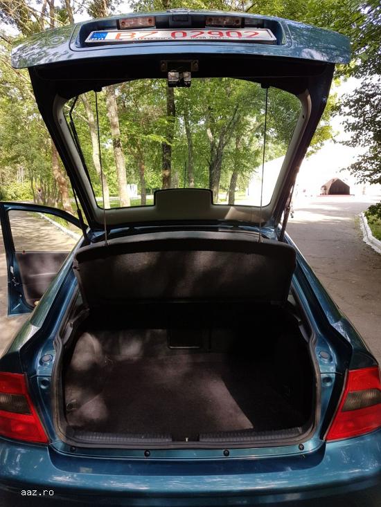 Vand Opel Vectra B Hatchback 2001 / 12