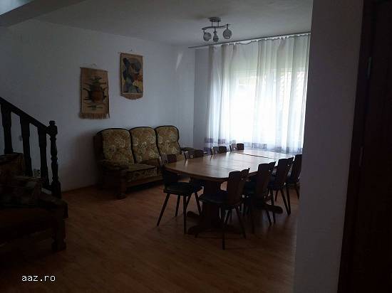 2 vile cu camere de inchiriat introduse in  circuit turistic de vânzare în Bucovina – Gura Humor