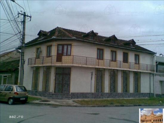 Ocazie,   casa trei nivele