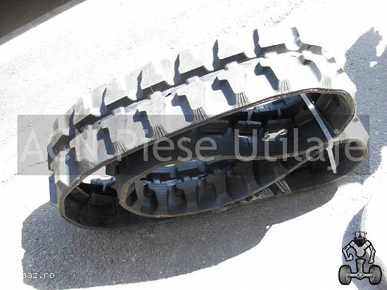 Senila de cauciuc Hinowa HP1500-2
