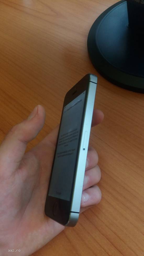 Vand Iphone 5s blocat dar nu in retea
