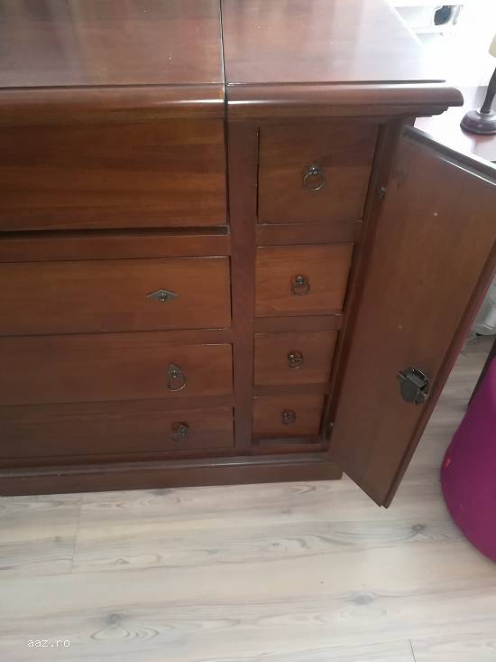 Secretaire