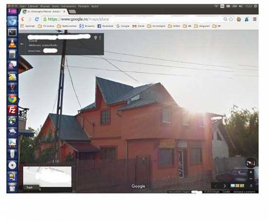 Casa de vanzare cu spatii comerciale.