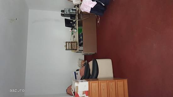 Inchiriez spatiu