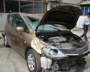 cumpar auto avariate