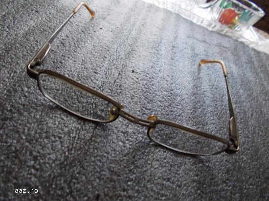 Ochelari de vedere +1,      5 si - 2 facuti la atelier de optica medicala,                    rambu