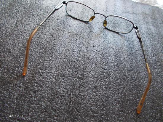 Ochelari de vedere +1,      5 si - 2 facuti la atelier de optica medicala,                    rambu