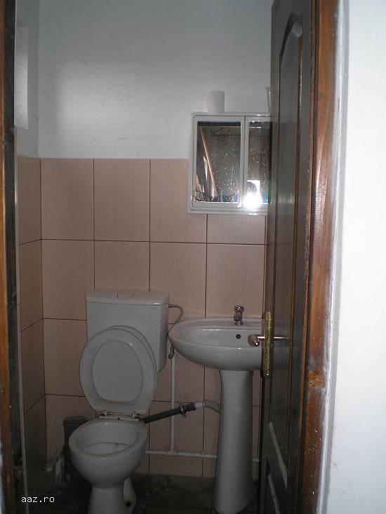Inchiriere spatiu comercial (hala)