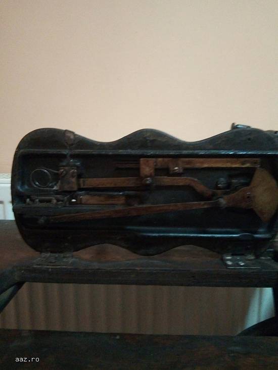 Masina de cusut singer ,    anul 1889 ,   the singer mfg. co.n.y ,     functionala