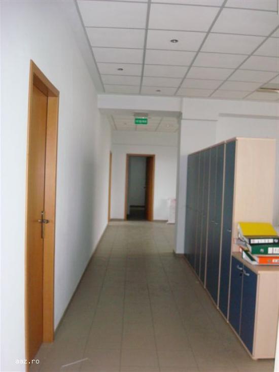 Sos. Giurgiului 3-5,       Jilava,      inchiriez 350 mp birouri