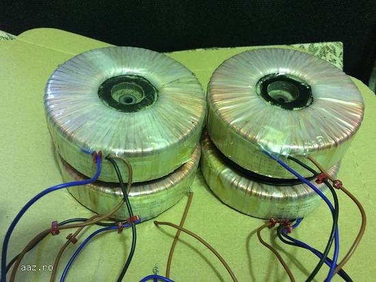 Autotransformator tensiune 230V-120V,    500W