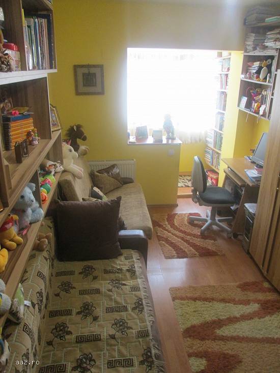 VAND APARTAMENT 2 CAMERE DECOMANDAT