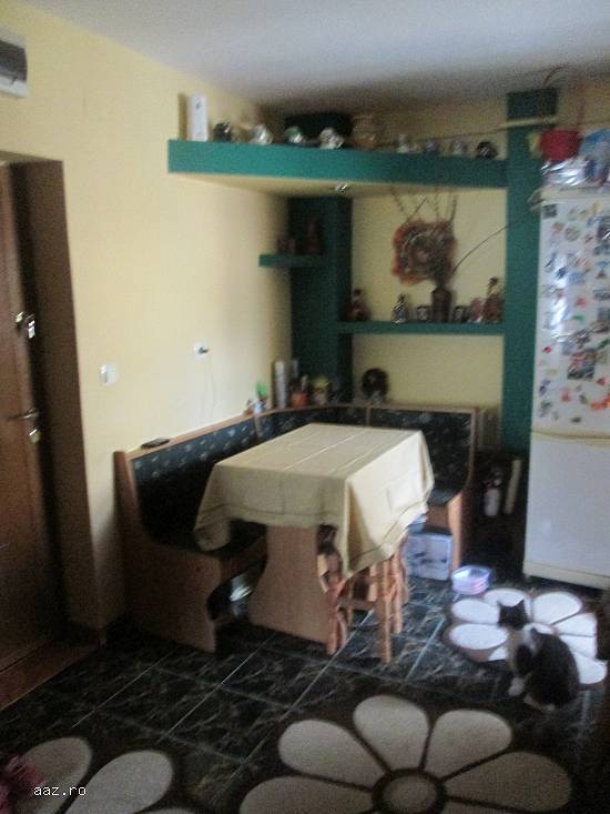 VAND APARTAMENT 2 CAMERE DECOMANDAT