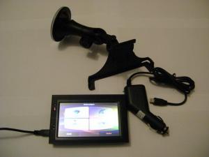 Vand navigatie GPS 4.3 inch + card iGO 2008 Europa - 450 RON