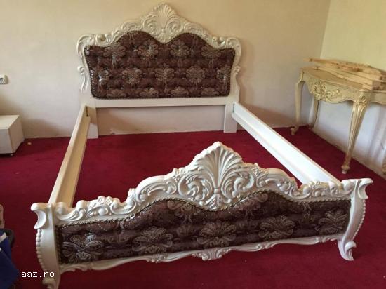 Dormitor din lemn masiv sculptat manual