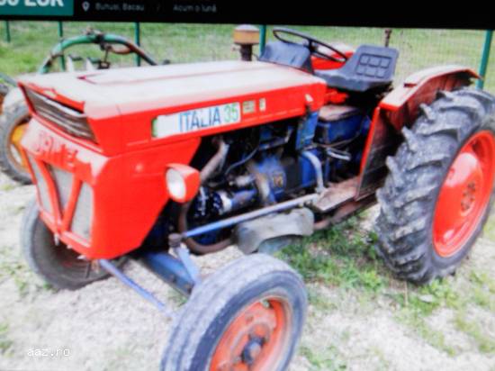 tractor same