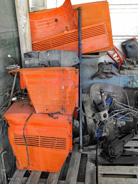 Dezmembrez tractor Same Drago  120