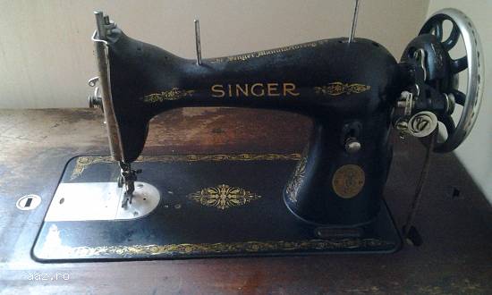 Masina de cusut SINGER
