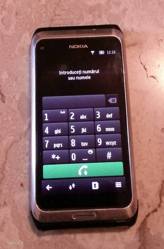 Nokia E7 smartphone slider multitouch