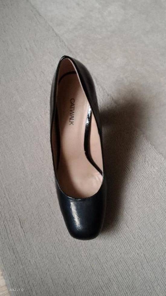 Pantofi de piele comozi