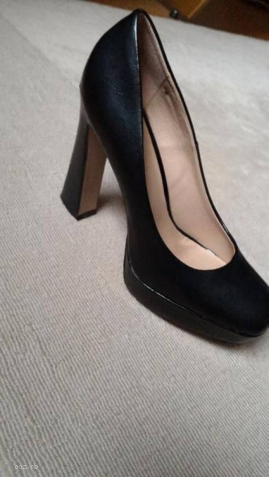 Pantofi de piele comozi