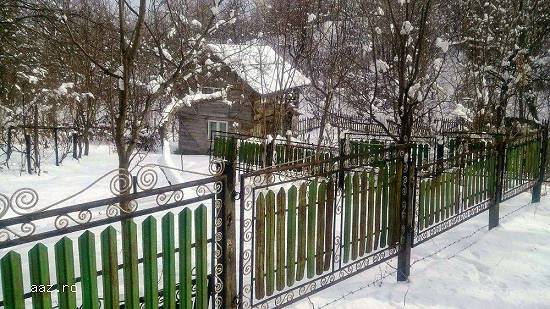 Teren 3000 mp zona Sinaia / Slănic-Prahov cu cabana lemn