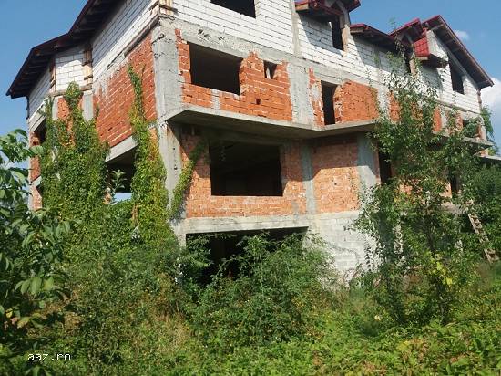 vand bloc 1200mp teren 1200mp militari