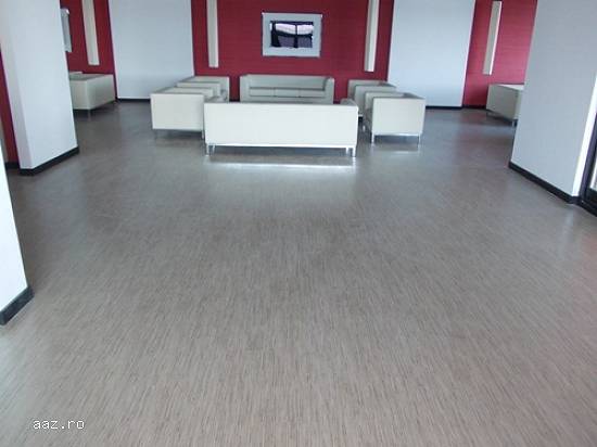 Montam parchet laminat si stratificat