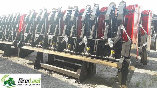 Heder de porumb si floarea soarelui pentru combinele John Deere