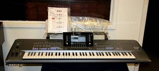 FOR SALE: Yamaha Tyros 5 Workstation Keyboard