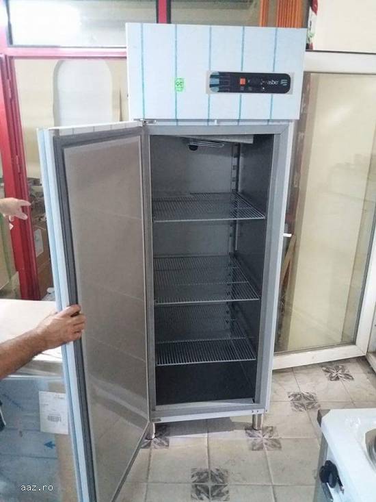 Frigider inox Firma:Asber Spania Dim.70x84x200cm